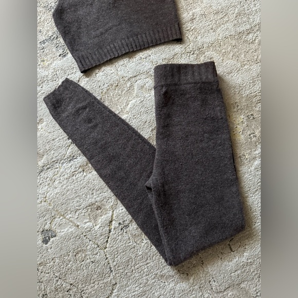 H&M Brown Stretchy Soft Knit Set - Picture 4 of 14